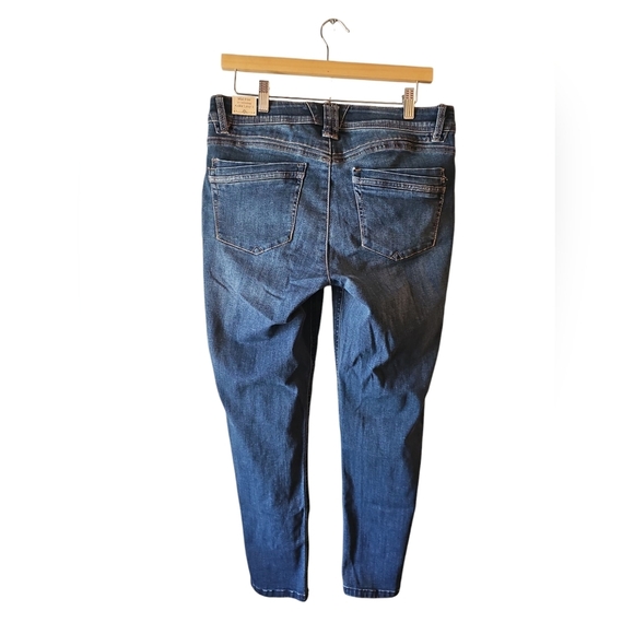 Democracy Destructed Ankle Jeans - Mid Rise, Destructed Blue, 10 New With Tags - Picture 8 of 9